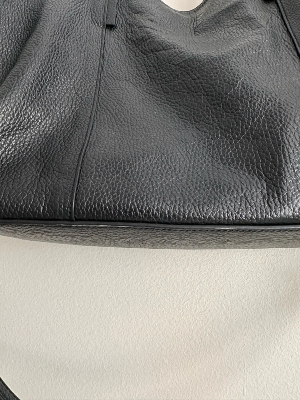 Banana Republic Black Pebbled Leather Tote Removable Strap - Picture 3 of 11